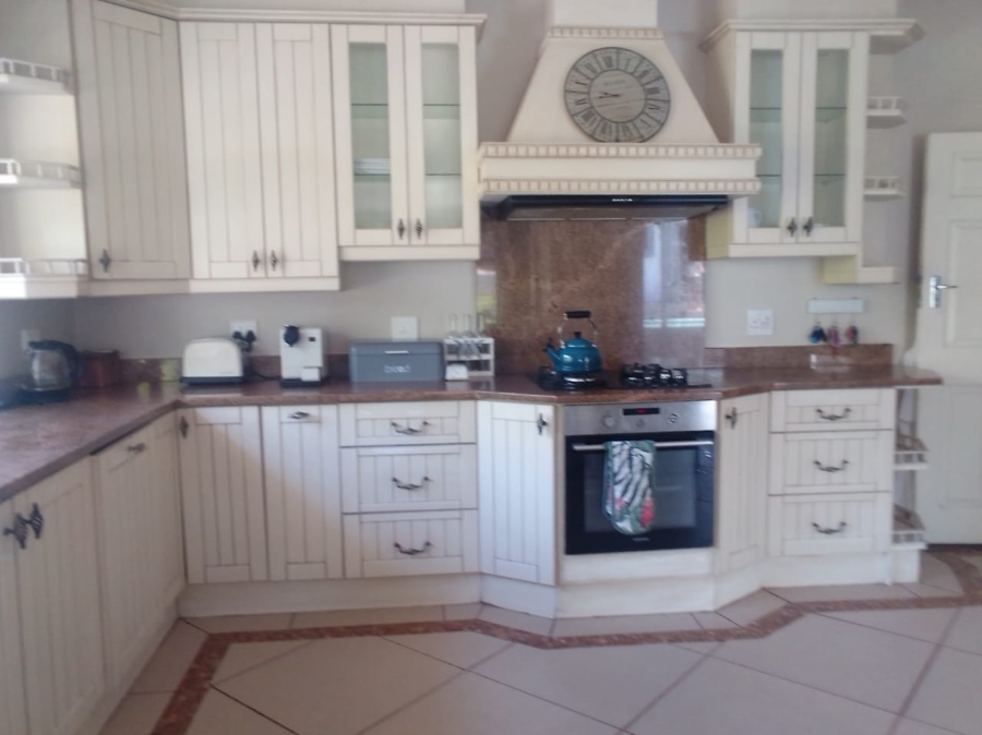 3 Bedroom Property for Sale in Abbotsford Eastern Cape